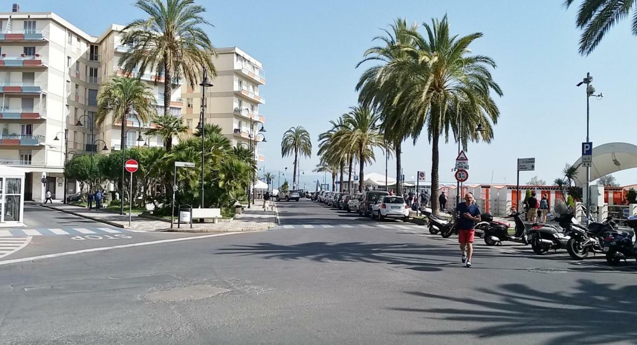 Vr Albenga Apartment Екстериор снимка